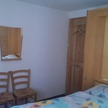 格拉齐亚木屋 *