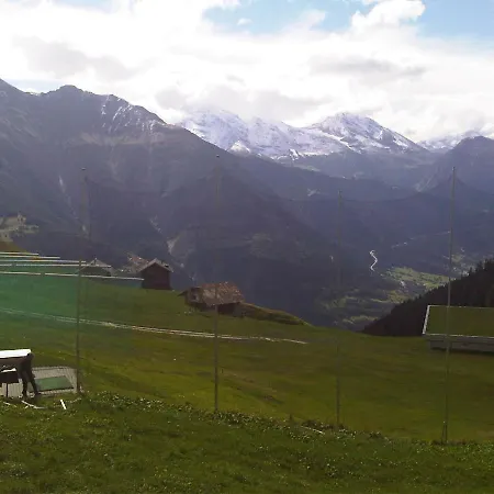 格拉齐亚木屋 公寓 *